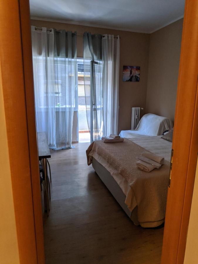 B&B Gina Trastevere Rom Exteriör bild