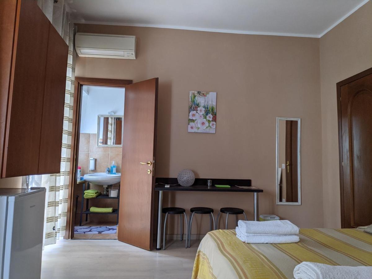 B&B Gina Trastevere Rom Exteriör bild