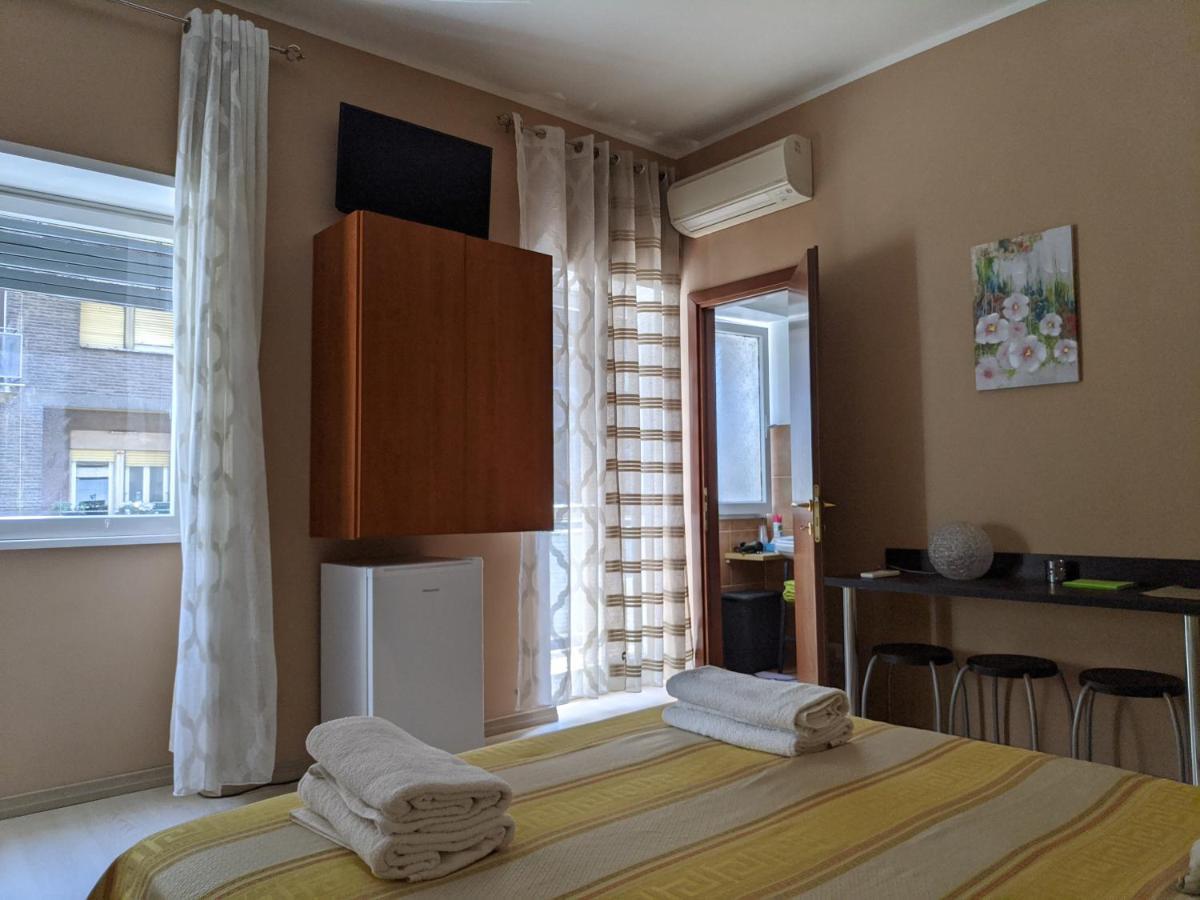 B&B Gina Trastevere Rom Exteriör bild