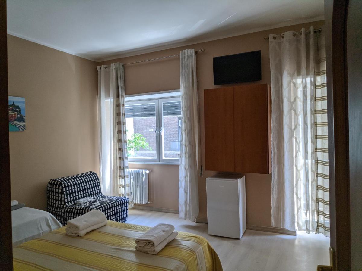 B&B Gina Trastevere Rom Exteriör bild