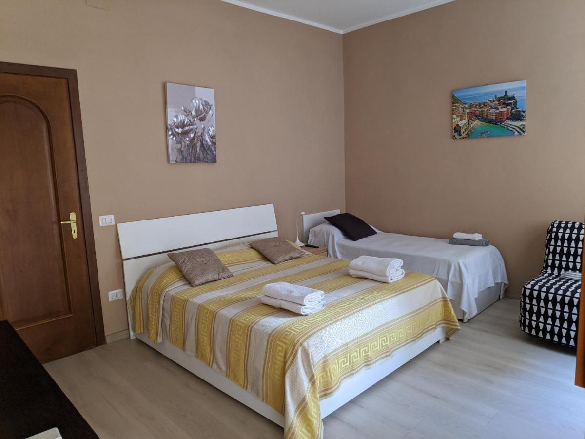 B&B Gina Trastevere Rom Exteriör bild
