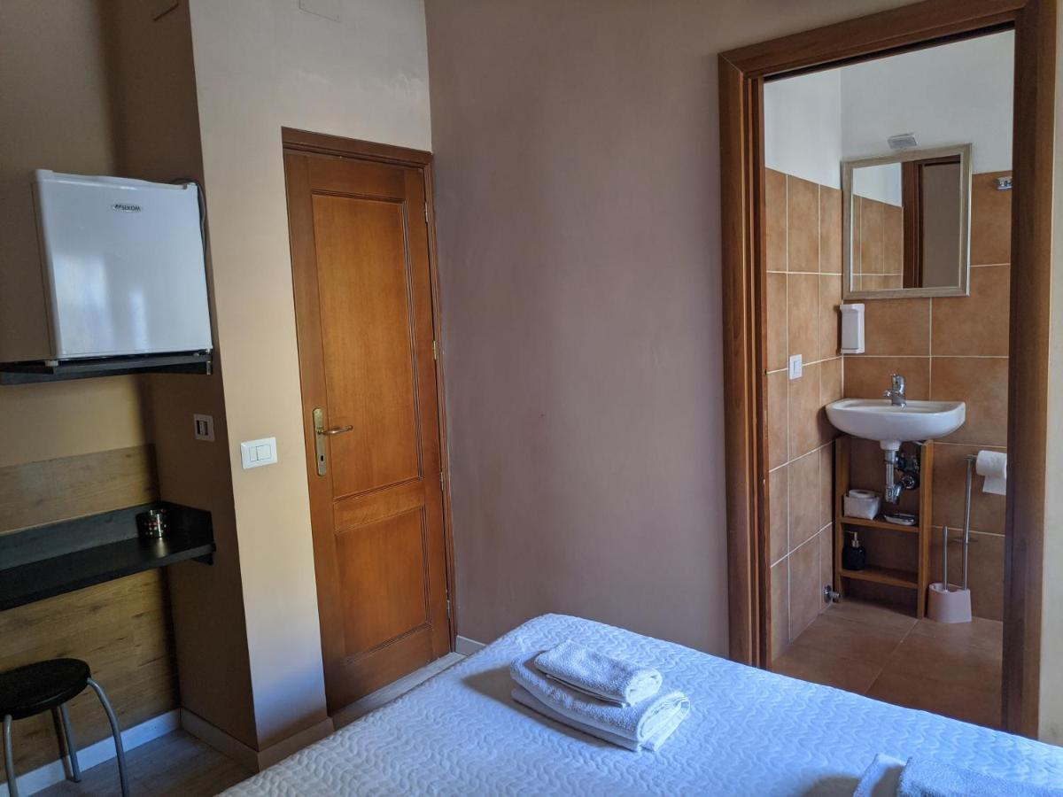 B&B Gina Trastevere Rom Exteriör bild
