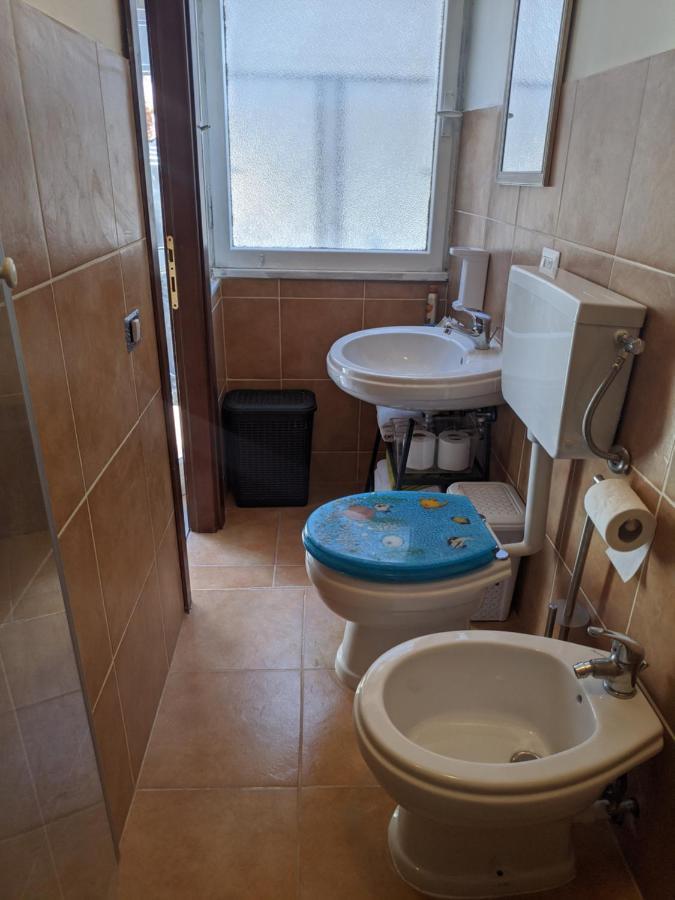 B&B Gina Trastevere Rom Exteriör bild